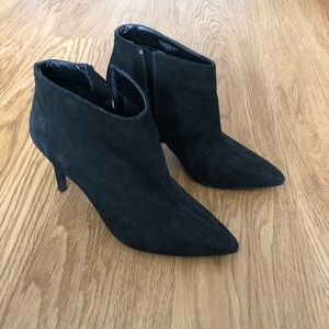 Charles by Charles David Pointed toe booties